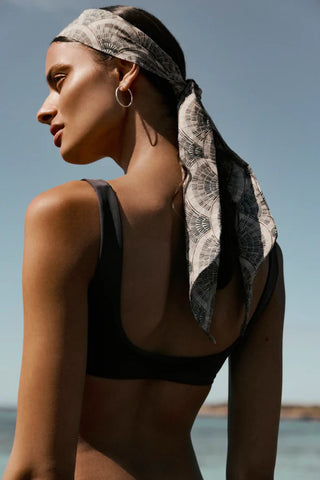 ALICIA SWIM MILLA HEADSCARF IN GATSBY