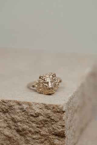 AMARE OMNIA STRENGTH RING GOLD