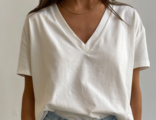 LIV MARILYNNE T-SHIRT WITH V NECK ECRU