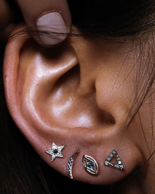 SAMANTHA TEA EYE OF MAGIC EARRING