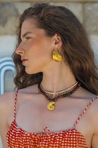 JLC STATEMENT SEASHELL BEAD NECKLACE