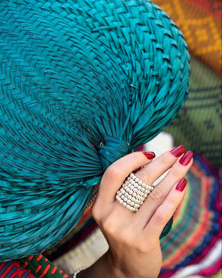 22 JEWELRY NOOR RING 4MM SIZE 6