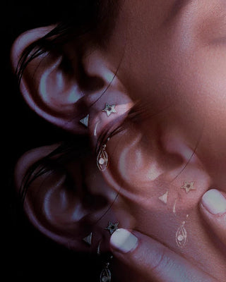 SAMANTHA TEA LONE STAR STUD GREEN DIAMONDS