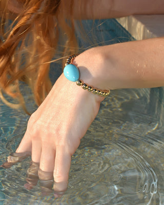 22 JEWELRY SIRENA TORQOUISE BRACELET 6MM GOLD/TURQUESA