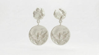 AMARE OMNIA HOLY SPIRIT EARRINGS SILVER